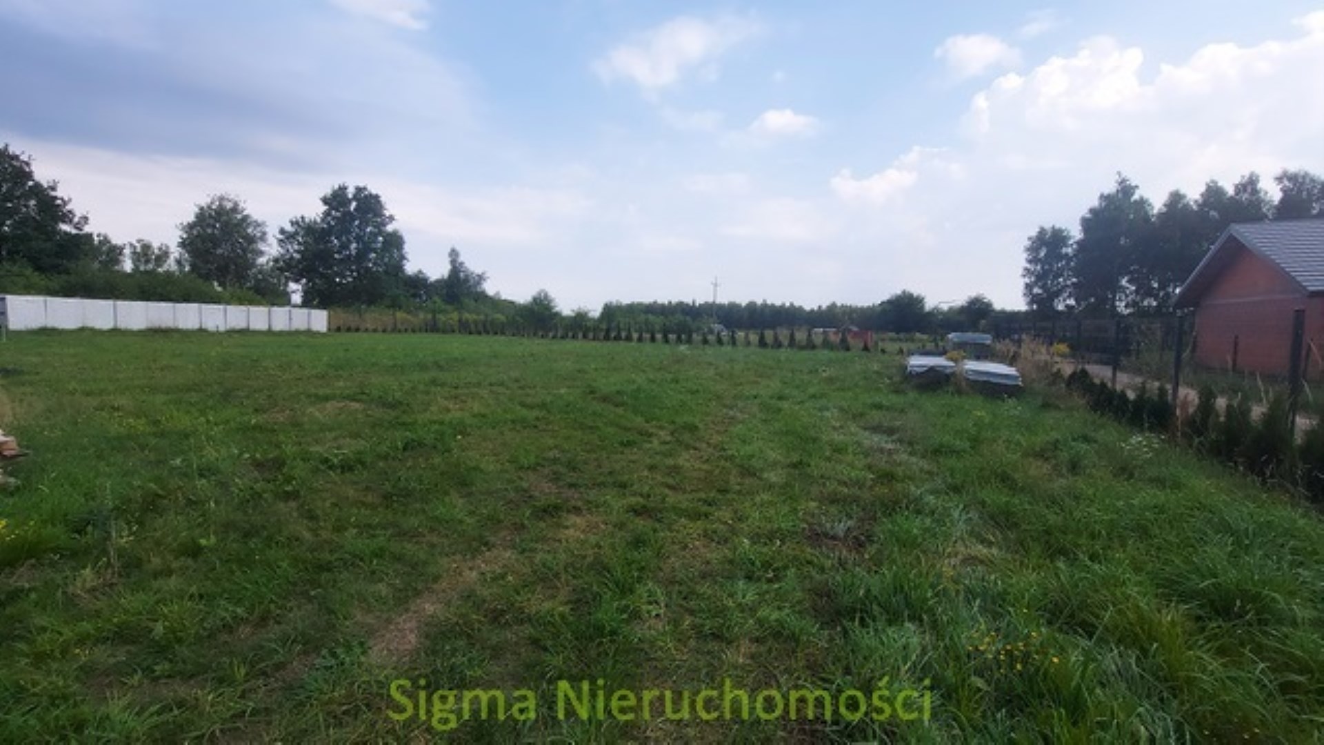 Działka na sprzedaż